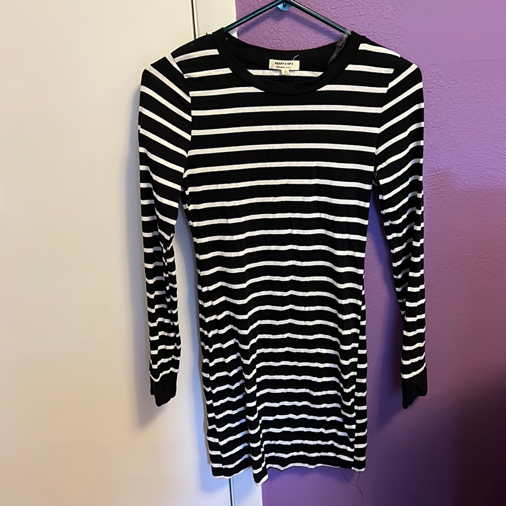 Black and white long sleeve dress from NanaMacs.